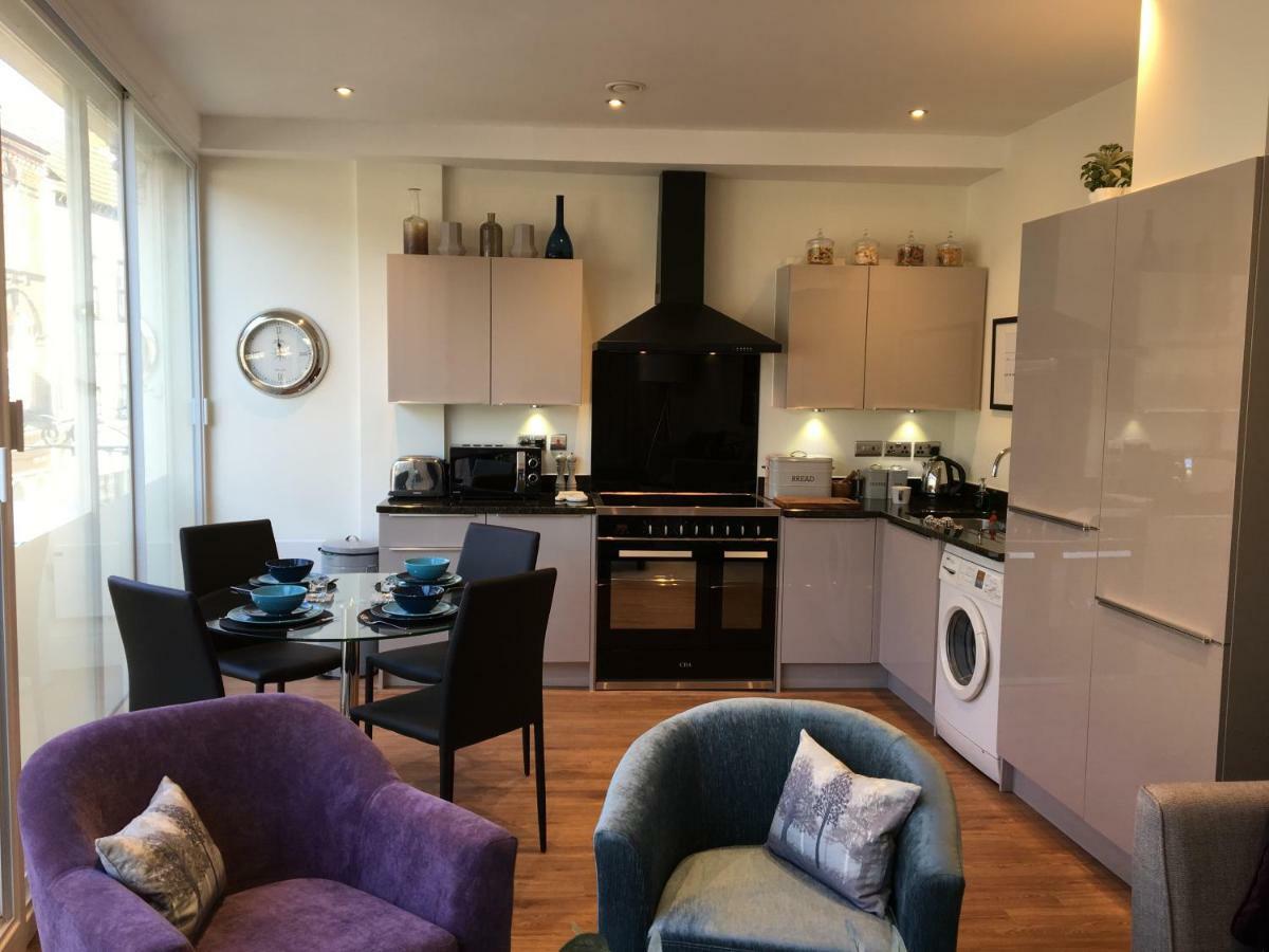 Star Tree Apartment York Eksteriør bilde